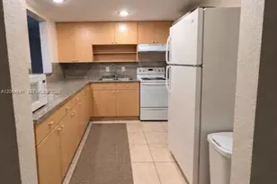 652 NW 3rd St, Miami, FL 33128 - Photo 2