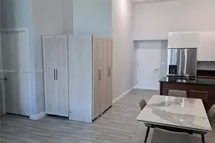 1900 N Bayshore Dr, Miami, FL 33132 - Photo 2
