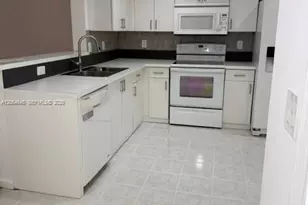 1531 Barcelona Way, Weston, FL 33327 - Photo 6