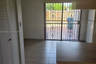1823 SW 107th Ave, Miami, FL 33165 - Photo 4