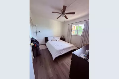 1055 Country Club Dr #402, Margate, FL 33063 - Photo 12