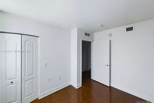 60 NW 37th Ave, Miami, FL 33125 - Photo 10