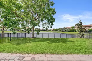 10340 Lake Vista Ct, Parkland, FL 33076 - Photo 14