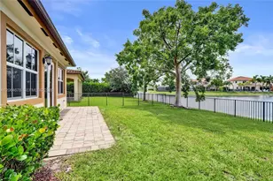 10340 Lake Vista Ct, Parkland, FL 33076 - Photo 18
