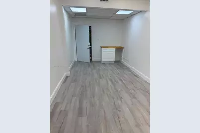 10585 SW 109th Ct, Miami, FL 33176 - Photo 4