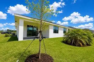 10691 NW Wilgrove Ln, Port Saint Lucie, FL 34987 - Photo 2