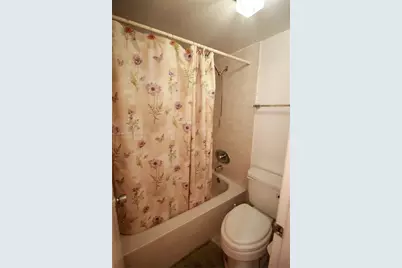 900 Colony Point Cir #216, Pembroke Pines, FL 33026 - Photo 10