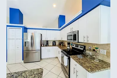 518 SW Lacroix Ave, Port Saint Lucie, FL 34953 - Photo 22