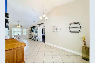 518 SW Lacroix Ave, Port Saint Lucie, FL 34953 - Photo 18