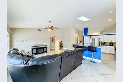 518 SW Lacroix Ave, Port Saint Lucie, FL 34953 - Photo 28