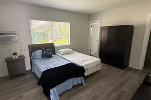 345 85th St, Miami Beach, FL 33141 - Photo 2