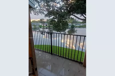 1851 NW 96th Ter #6C, Pembroke Pines, FL 33024 - Photo 6