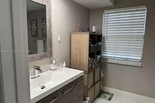 11008 Mainsail Dr, Cooper City, FL 33026 - Photo 12