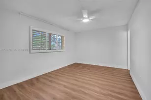 301 NW 76th Ave, Margate, FL 33063 - Photo 12