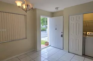 9092 NW 40th St, Coral Springs, FL 33065 - Photo 2