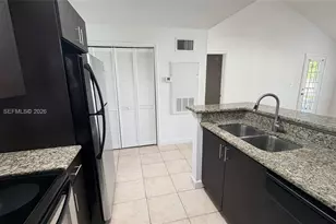 4058 NW 87th Ave, Sunrise, FL 33351 - Photo 2