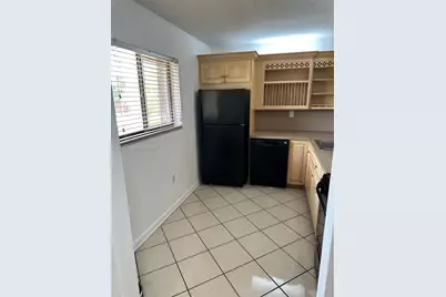8415 SW 107th Ave #303W, Miami, FL 33173 - Photo 4