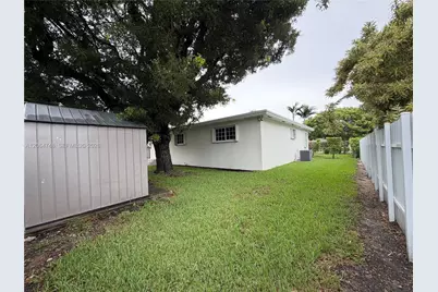 6746 SW 32nd Ter, Miami, FL 33155 - Photo 26