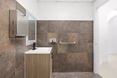 6010 NW 99th Ave #103, Doral, FL 33178 - Photo 26