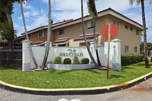 560 NW 82nd Pl, Miami, FL 33126 - Photo 1