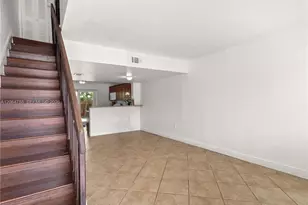560 NW 82nd Pl, Miami, FL 33126 - Photo 10