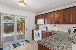 560 NW 82nd Pl, Miami, FL 33126 - Photo 18
