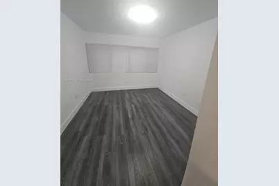 7435 Byron Ave #5, Miami Beach, FL 33141 - Photo 10