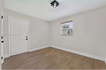 1583 NE 152nd St, North Miami Beach, FL 33162 - Photo 18