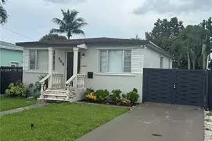 648 E 40th St, Hialeah, FL 33013 - Photo 2