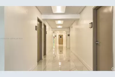 2500 Hollywood Blvd #311, Hollywood, FL 33020 - Photo 8