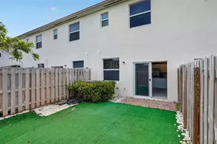 12123 NW 23rd Ct, Miami, FL 33167 - Photo 16