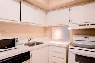 4600 SW 67th Ave, Miami, FL 33155 - Photo 4