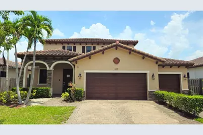 3477 SE 3rd St, Homestead, FL 33033 - Photo 1