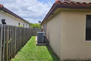 3477 SE 3rd St, Homestead, FL 33033 - Photo 30