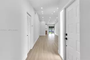 2523 W 65th St, Hialeah, FL 33016 - Photo 14