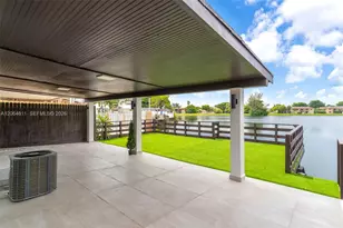 2523 W 65th St, Hialeah, FL 33016 - Photo 30