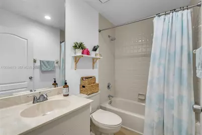 1051 Deerpath Ct, Weston, FL 33326 - Photo 16