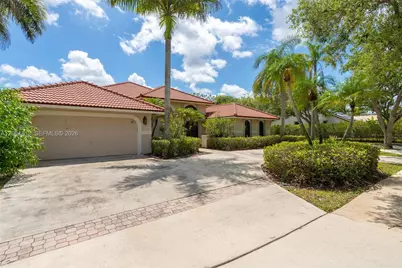 1051 Deerpath Ct, Weston, FL 33326 - Photo 1