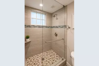 1301 NE 42nd St, Oakland Park, FL 33334 - Photo 46