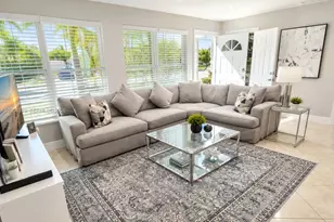 1301 NE 42nd St, Oakland Park, FL 33334 - Photo 12