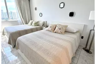 300 Bayview Dr, Sunny Isles Beach, FL 33160 - Photo 16