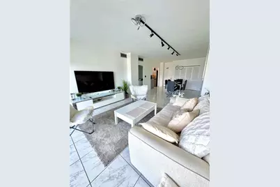300 Bayview Dr #1603, Sunny Isles Beach, FL 33160 - Photo 2