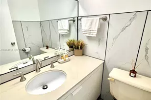 300 Bayview Dr, Sunny Isles Beach, FL 33160 - Photo 8