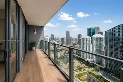 88 SW 7th St #3709, Miami, FL 33130 - Photo 10