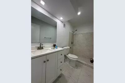 7610 SW 82nd St #J208, Miami, FL 33143 - Photo 12