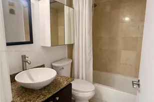 770 Claughton Island Dr, Miami, FL 33131 - Photo 10