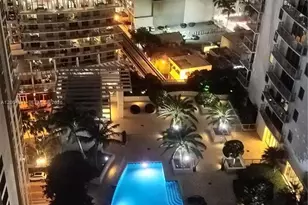 1060 Brickell Ave, Miami, FL 33131 - Photo 22