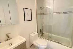3536 NE 168th St, North Miami Beach, FL 33160 - Photo 14