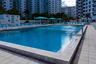 3725 S Ocean Dr, Hollywood, FL 33019 - Photo 16