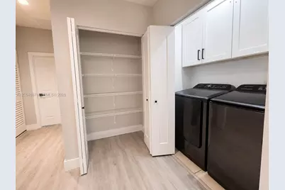 14753 SW 25th St, Miami, FL 33185 - Photo 18